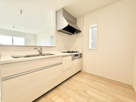 �L�b�`�� �����������������Ɗy�����Ȃ�A���K�ȃL�b�`�����