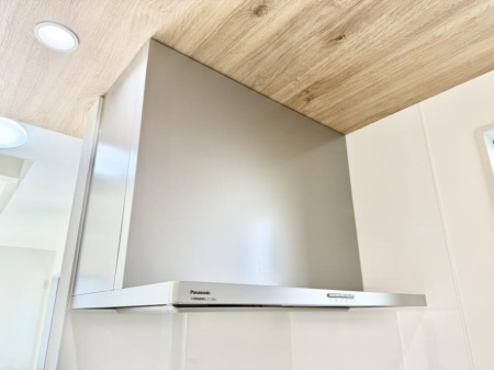 ���̑����� �ݔ����t�[�h�ɕ����Ă���ׁA���������C��ɗU������A�����I�ɔr�����ł��܂�