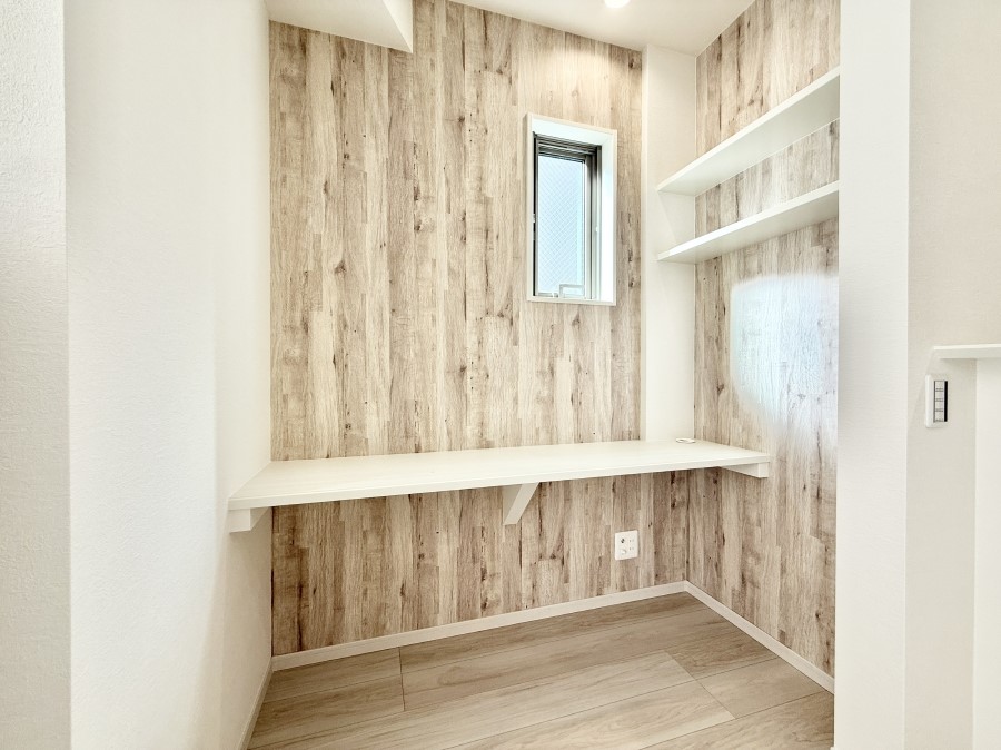 rO ql̃rOwKe[NȂǂɗpłX^fBJE^[Xy[X  