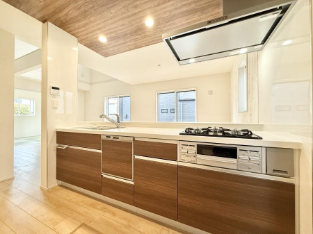 �L�b�`�� �������Ƒ����J��[�߂�A������̂���L�b�`��