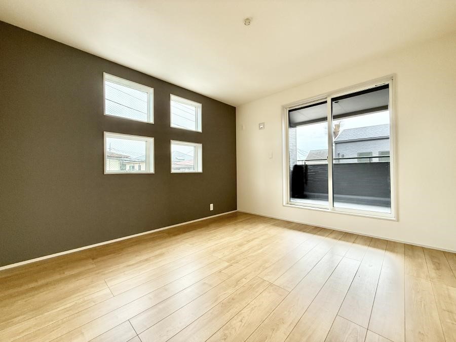 �Q�� ���������̔z�u��ʋC���̗ǂ��݌v�ŕ����̋�C�������炸�A��ɐV�N�ȋ�C������܂�