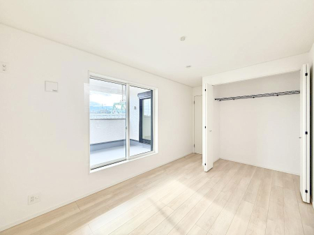 �q������ �������v���C�x�[�g��ԂƂ��ĐÂ��ŗ�������������񋟂��Ă���܂�