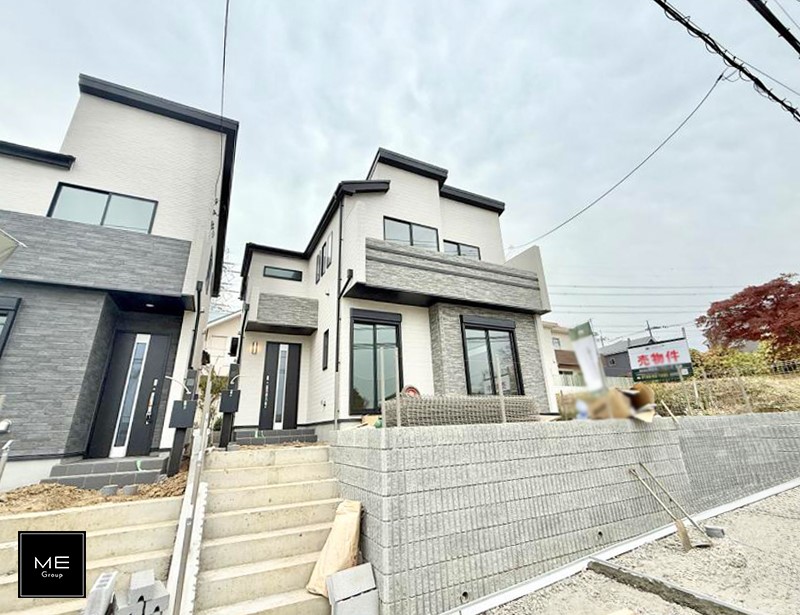 nOώʐ^ OρV炵n܂ꏊŁAƑJ[߂