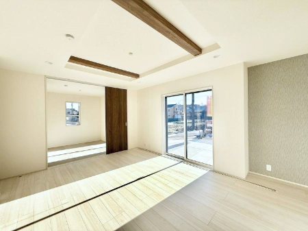 ���r���O ���������R�Ɖ�b�����܂��A�S�n�悢�ЂƂƂ�