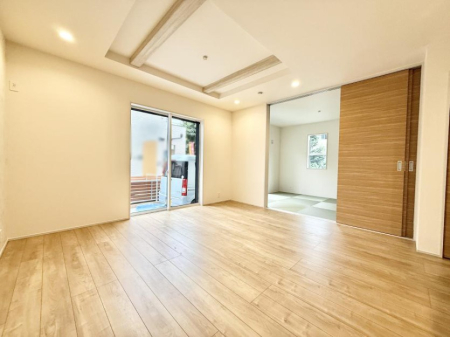 rO VvґA؂ȐlƉ߂Sقǂ