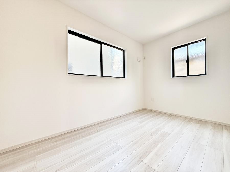 �q������ �������v���C�x�[�g��ԂƂ��ĐÂ��ŗ�������������񋟂��Ă���܂�