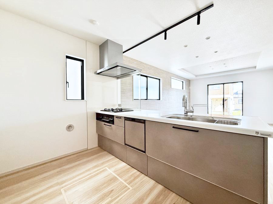 �L�b�`�� �������Ƒ��ƂȂ���A�R�~���j�P�[�V�����̏�