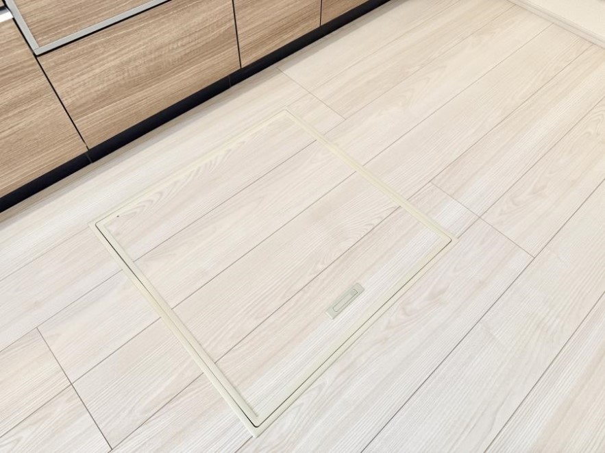 ̑ ݔBꂽ[Xy[XŉƑŜXbL