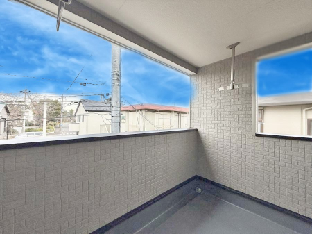 �o���R�j�[ ������ �G�߂̈ڂ낢����������J���I�ȋ�Ԃł�