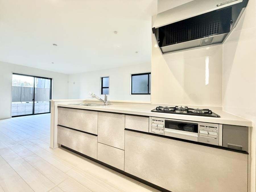 �L�b�`�� �������V���v���Ŕ������S�n�悢���Ԃ𐶂ރL�b�`�����