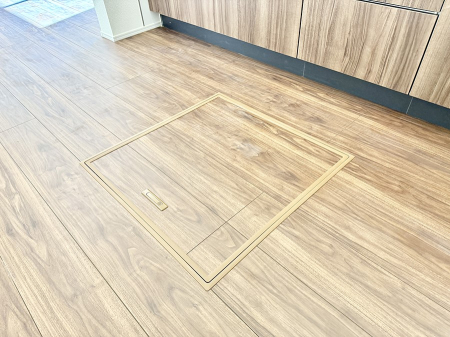 ���̑����� �ݔ����B�ꂽ���[�X�y�[�X�ŉƑS�̂��X�b�L��