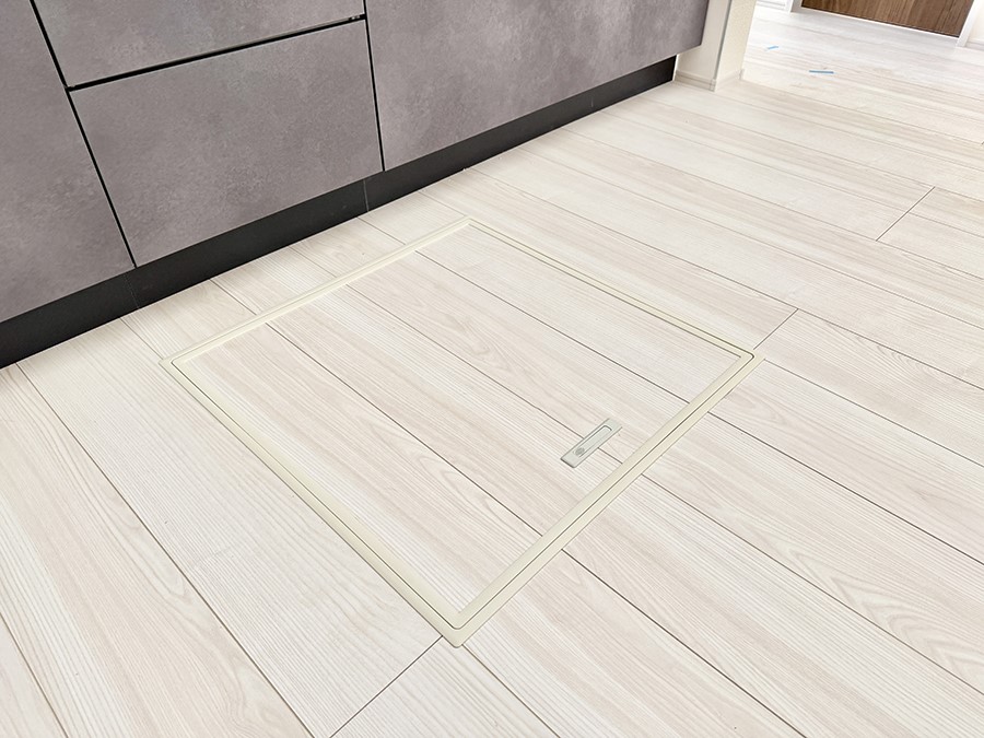 ���̑����� �ݔ����B�ꂽ���[�X�y�[�X�ŉƑS�̂��X�b�L��