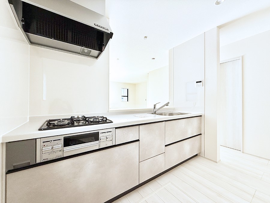 �L�b�`�� �������Ƒ����J��[�߂�A������̂���L�b�`��