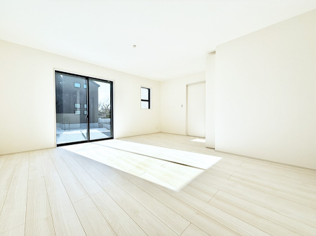 ���r���O ���������R�Ɖ�b�����܂��A�S�n�悢�ЂƂƂ�