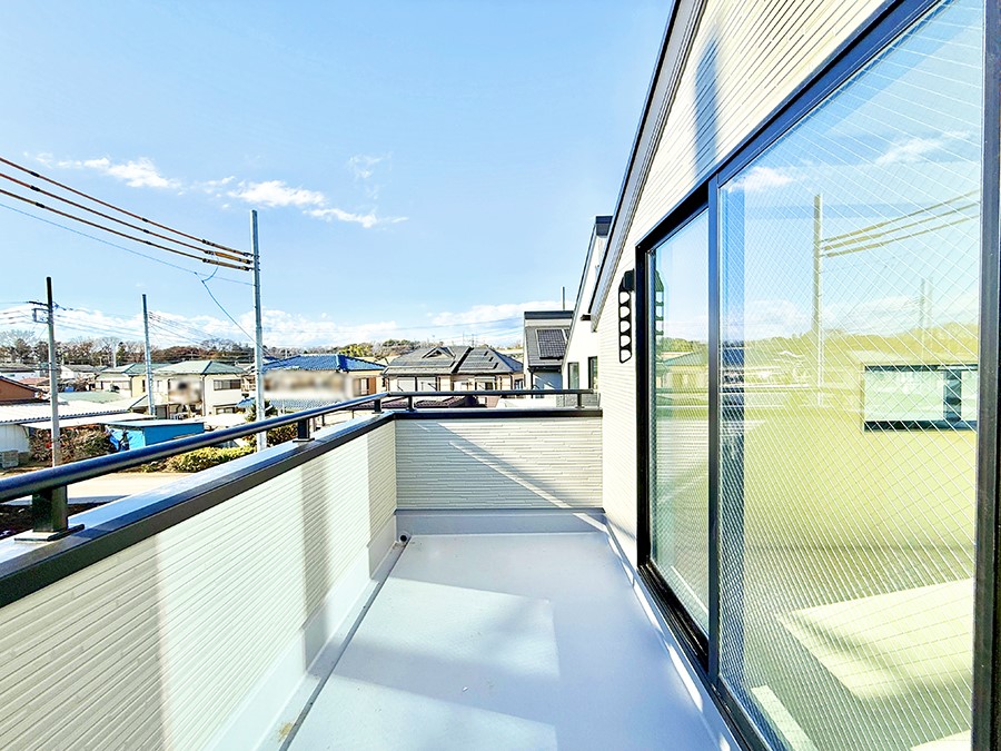 �o���R�j�[ ������ �G�߂̈ڂ낢����������J���I�ȋ�Ԃł�