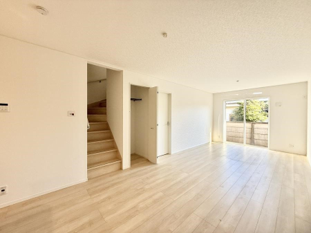 ���r���O ���������ƕ���������A�����b�N�X�ł�����