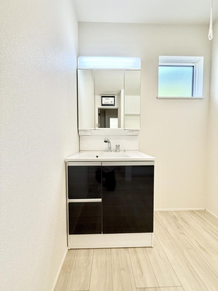 rO 났ƏΊ炪W܂AS܂郊rO