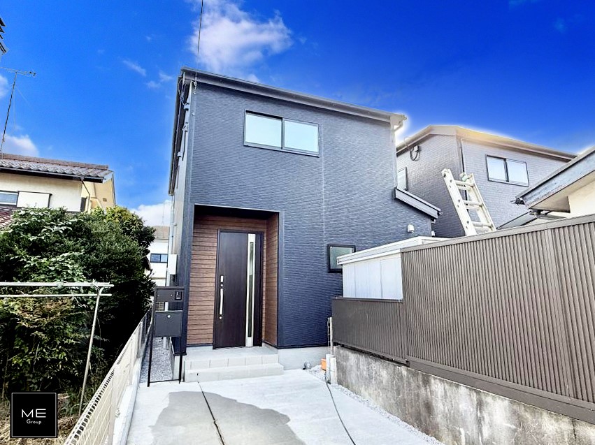 nOώʐ^ OρV炵n܂ꏊŁAƑJ[߂