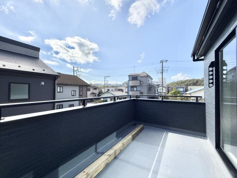 oRj[  G߂̈ڂ낢JIȋԂł