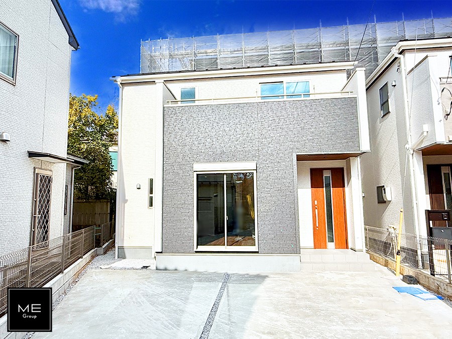 nOώʐ^ OρV炵n܂ꏊŁAƑJ[߂