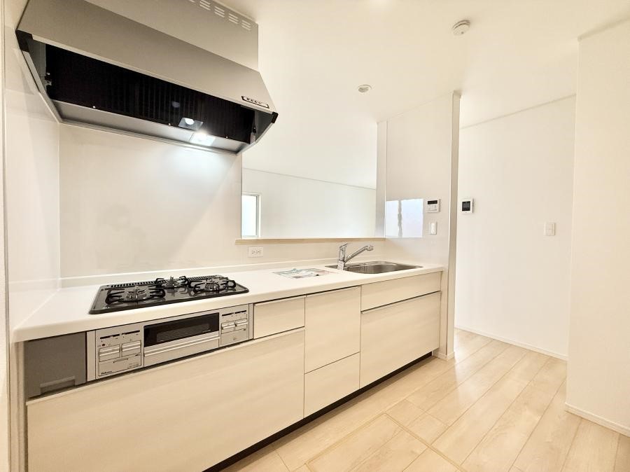 �L�b�`�� �������V���v���Ŕ������S�n�悢���Ԃ𐶂ރL�b�`�����