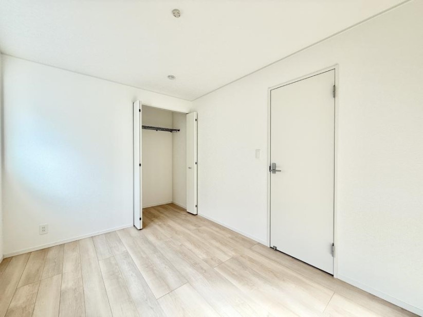 �q������ �������v���C�x�[�g��ԂƂ��ĐÂ��ŗ�������������񋟂��Ă���܂�