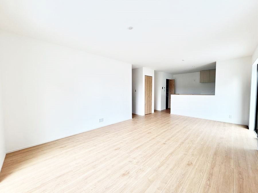 rO 났ƏΊ炪W܂AS܂郊rO