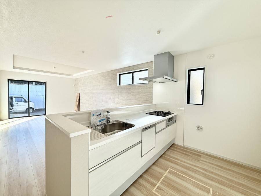 �L�b�`�� ���������y���݂ƐH�ׂ�K����͂���L�b�`��