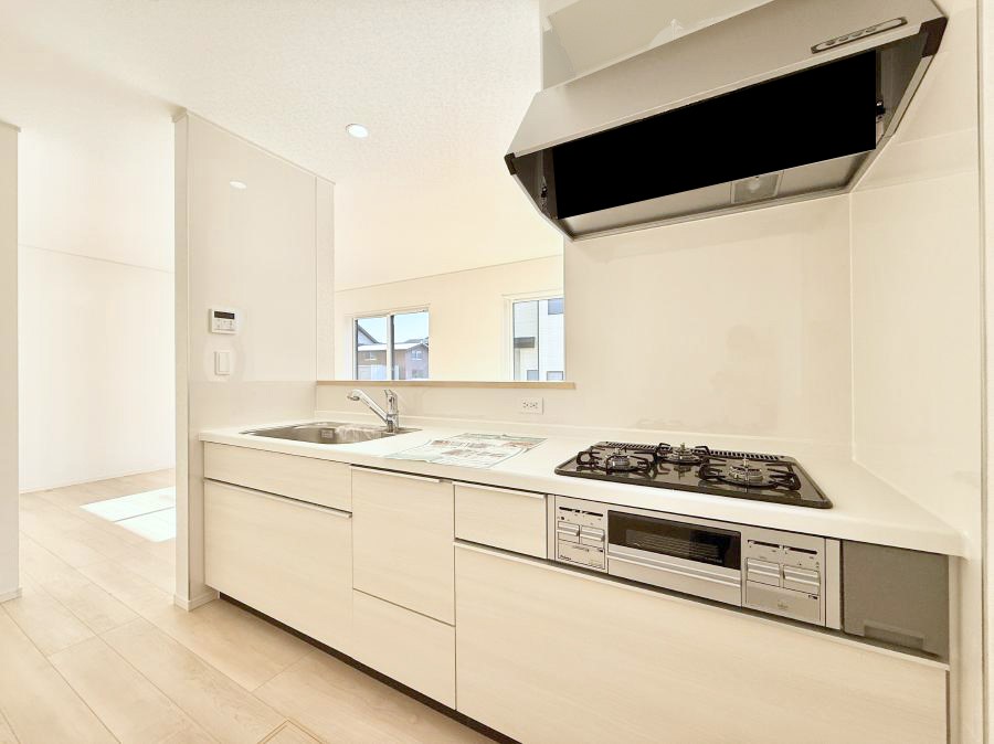 �L�b�`�� �����������������Ɗy�����Ȃ�A���K�ȃL�b�`�����