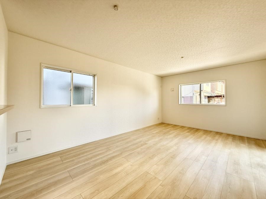 ���r���O ���������R�Ɖ�b�����܂��A�S�n�悢�ЂƂƂ�