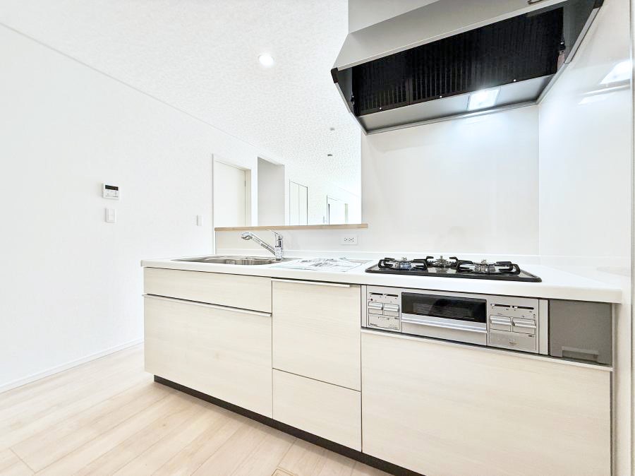 �L�b�`�� �������Ƒ����J��[�߂�A������̂���L�b�`��