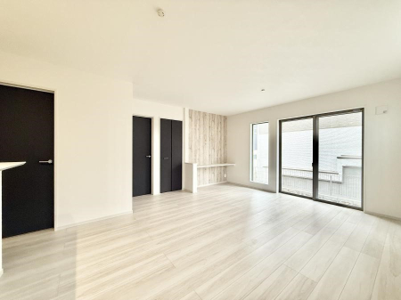 ���r���O �����������������Ɠ��ʂɂ���A�e���̋��