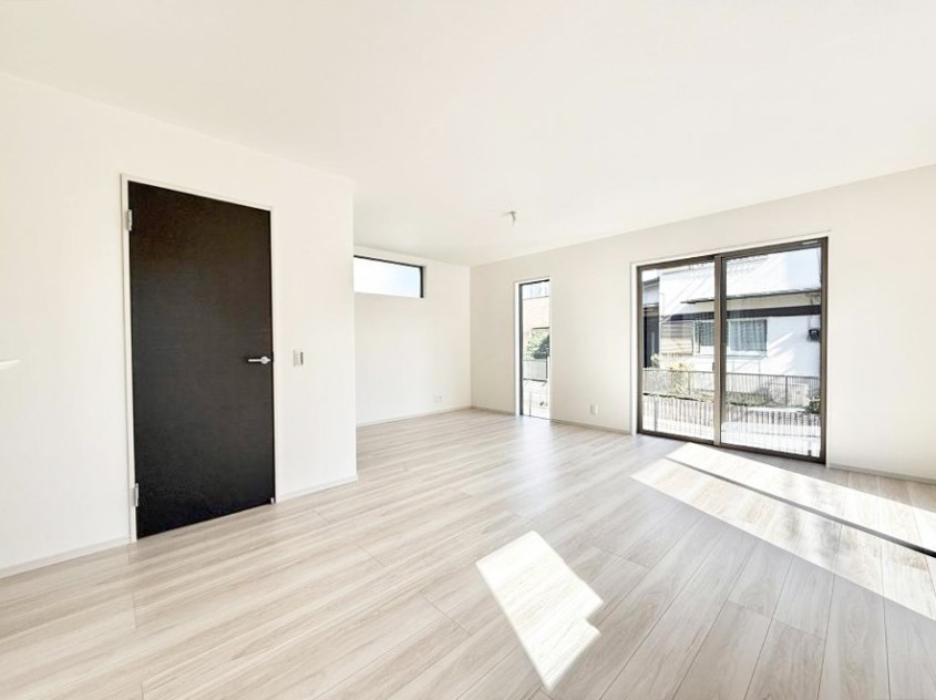 ���r���O ���������C�ɓ���̏ꏊ�ŁA�̂�т�Ƃ������Ԃ�