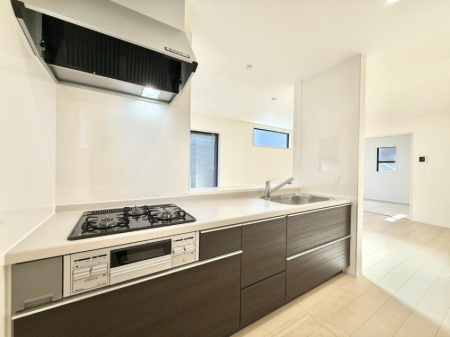 �L�b�`�� �������V���v���Ŕ������S�n�悢���Ԃ𐶂ރL�b�`�����