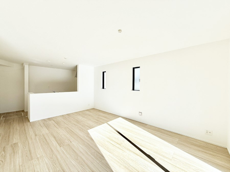 ���r���O �������S���������ꏊ�A�������߂����郊�r���O