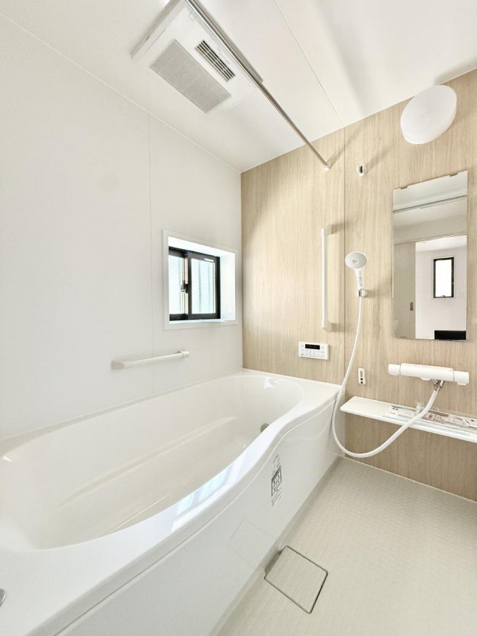 ���� �������������A������芰����o�X���[��