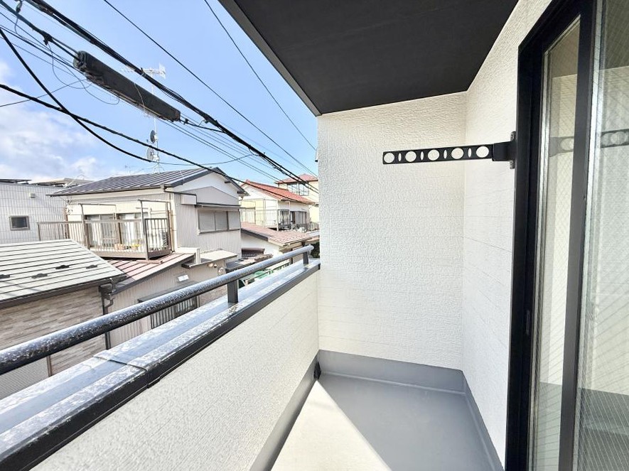 �o���R�j�[ ������ ���R��g�߂Ɋ�����A�J���I�ȃo���R�j�[