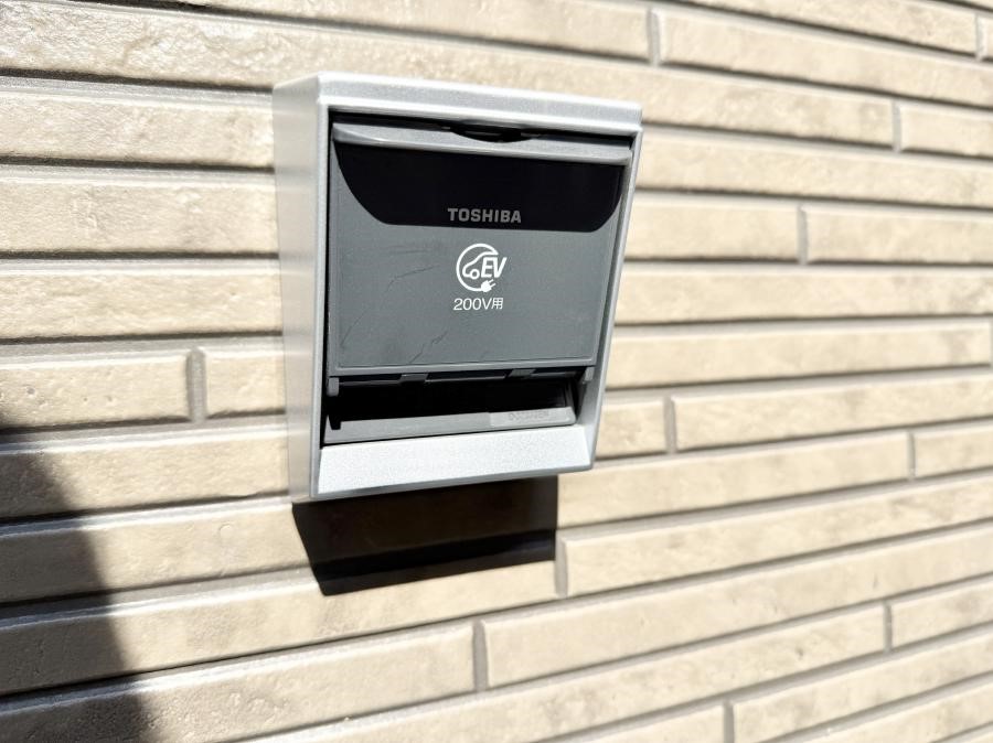 ���̑����� �ݔ�������ŊȒP�ɏ[�d�ł��A�G�R�ȃJ�[���C�t���T�|�[�g