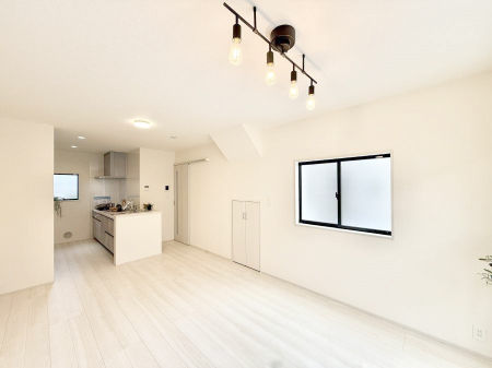 rO 났ƏΊ炪W܂AS܂郊rO