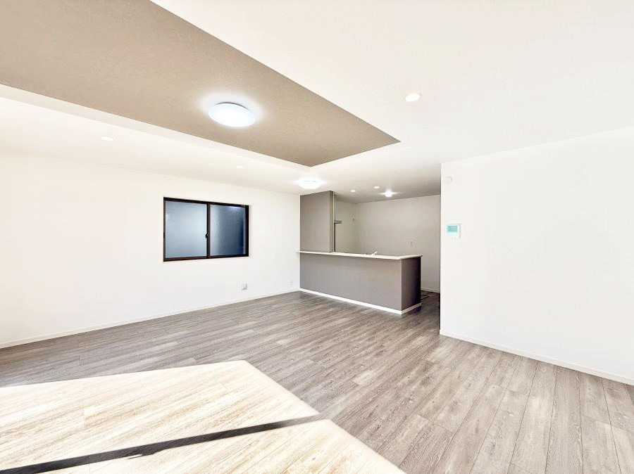 ���r���O ���������R�Ɖ�b�����܂��A�S�n�悢�ЂƂƂ�