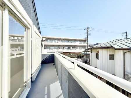 �o���R�j�[ ������ ���R��g�߂Ɋ�����A�J���I�ȃo���R�j�[