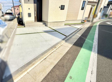  �O�ρ��J�[�X�y�[�X�L