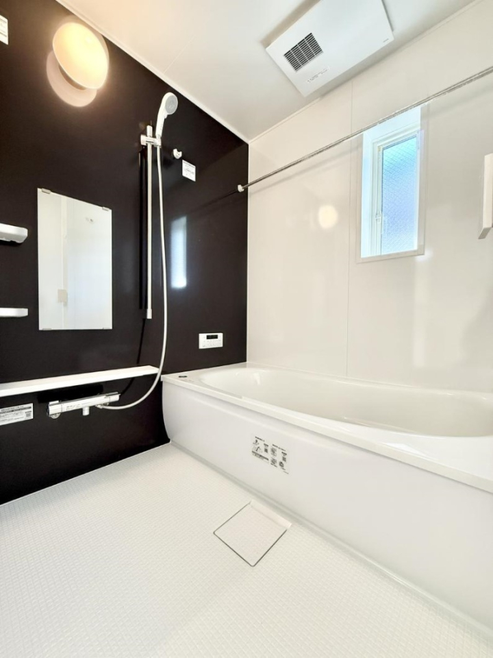 ���� �������������A������芰����o�X���[��