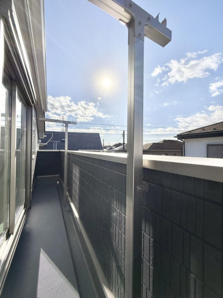 �o���R�j�[ ������ ���R��g�߂Ɋ�����A�J���I�ȃo���R�j�[