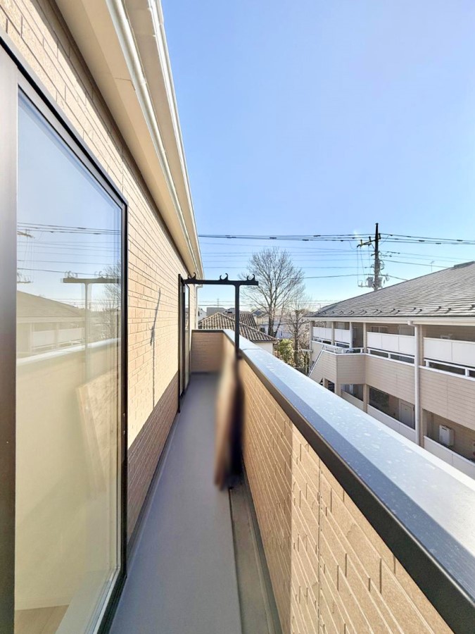 �o���R�j�[ ������ ���R��g�߂Ɋ�����A�J���I�ȃo���R�j�[