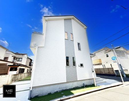 nOώʐ^ OρV炵n܂ꏊŁAƑJ[߂