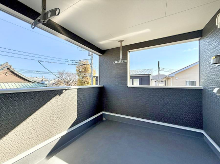 �o���R�j�[ ������ �G�߂̈ڂ낢����������J���I�ȋ�Ԃł�