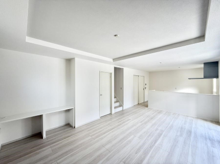 ���r���O �������V���v���������ґ�A��؂Ȑl�Ɖ߂����S���قǂ�����