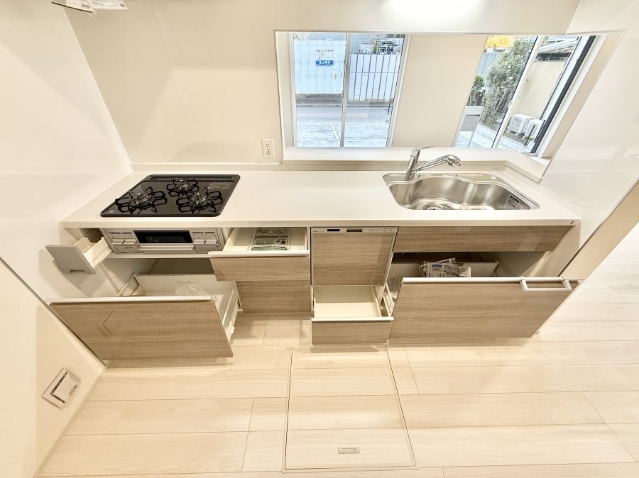 �L�b�`�� �������A�C�f�A�L����A�N���G�C�e�B�u�ȗ������