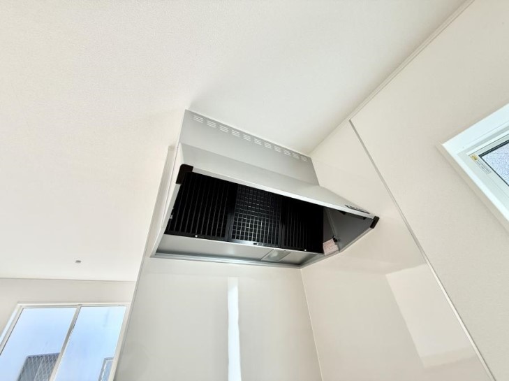 ���̑����� �ݔ����������̏��C����������C��ɗU������A�����I�ɔr�����ł��܂��B